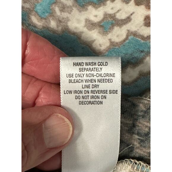 Dressbarn Women’s Blouse Beaded Neckline 18/20 Handkerchief Hemline Turquoise - Picture 9 of 11